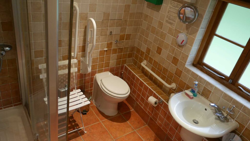 Bathroom at Pilgrims Barn B&B Bathroom at Pilgrims Barn B&B